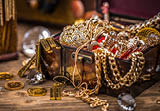 Pirate treasure chest full of jewellery