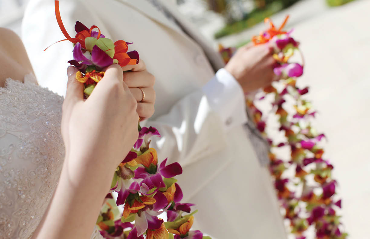 The Japanese couple who makes a wedding ceremony in Hawaii