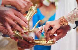 sri lankan wedding poruwa ceremony 
